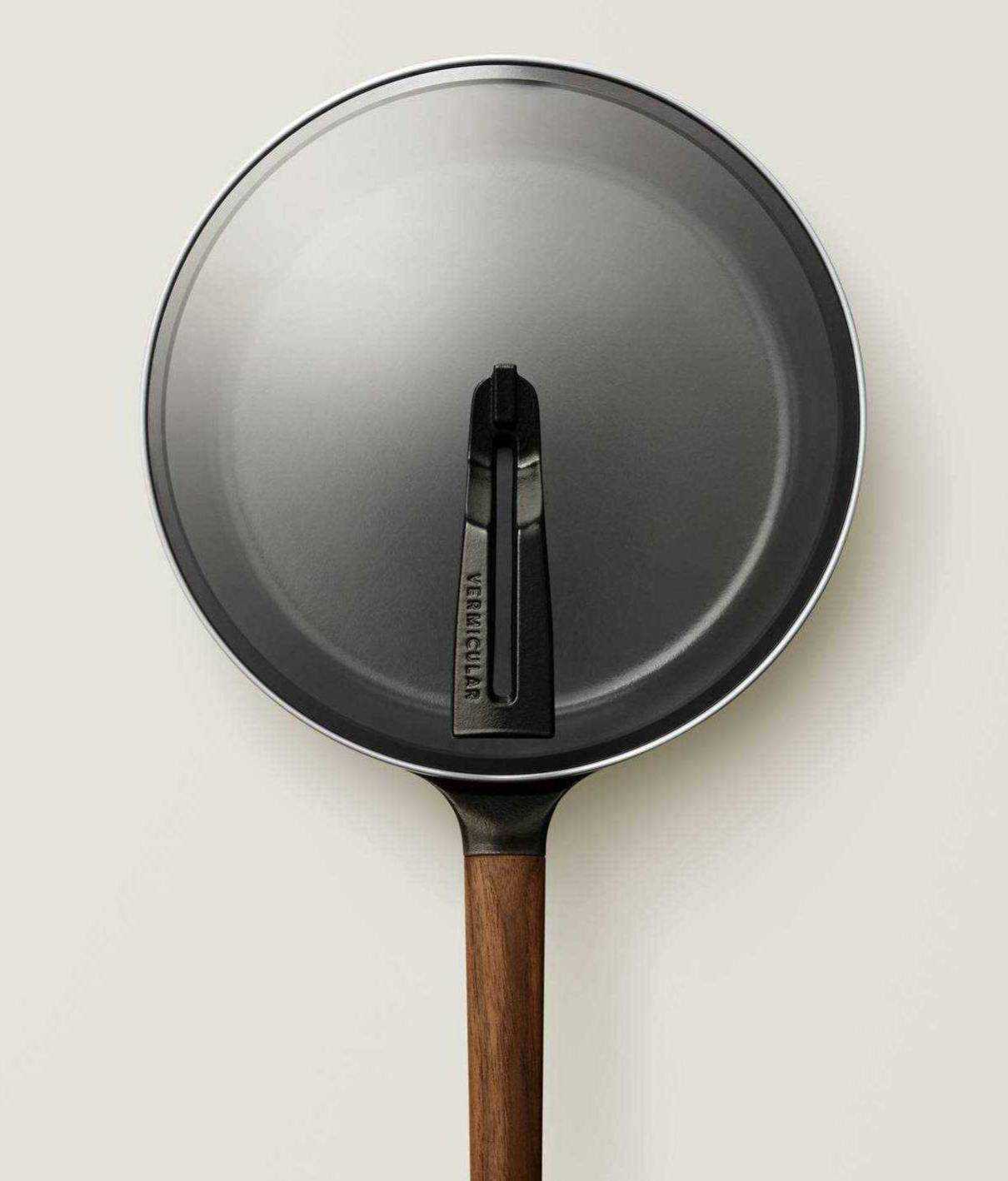 iF Design - VERMICULAR FRYING PAN